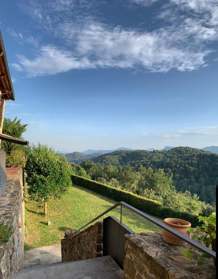 Hotel Restaurante El Ventos Sant Felíu de Pallarols Buitenkant foto